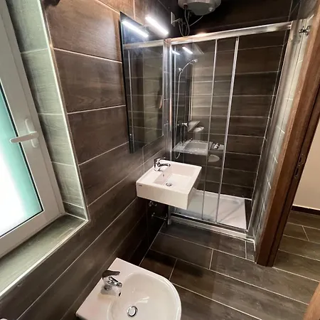 דירה 1 Bedroom